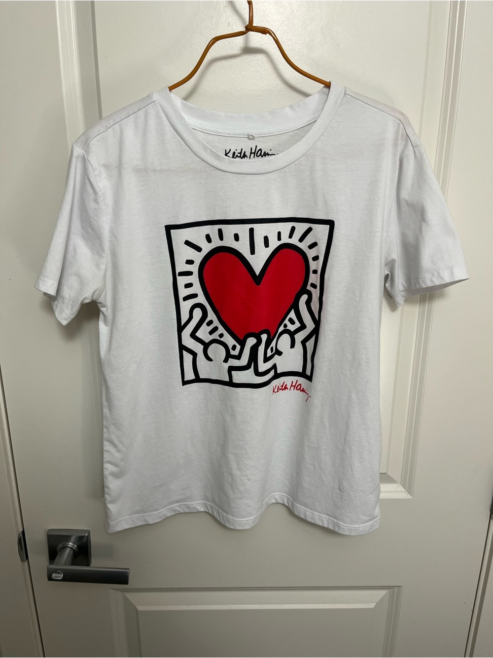 Keith Haring Women's Heart Graphic Tee in size S